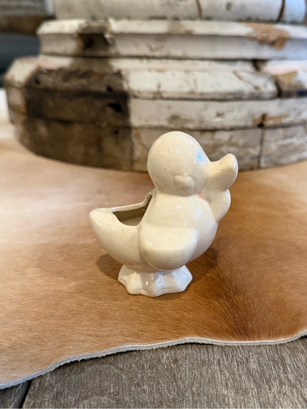 Miniature Vintage Ceramic Duck Planter in Cream - Decorative Home Accent - Picture 3 of 12
